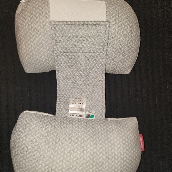 Momcozy Adjustable Pregnancy Support Pillow + Pregnancy Belly Support Band - Picture 2 of 4